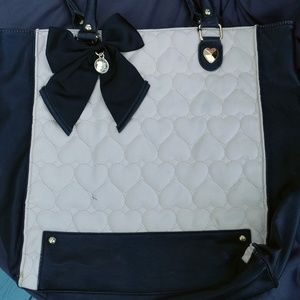 Betsey Johnson Bone&Black Large Purse, SEE DESCR.